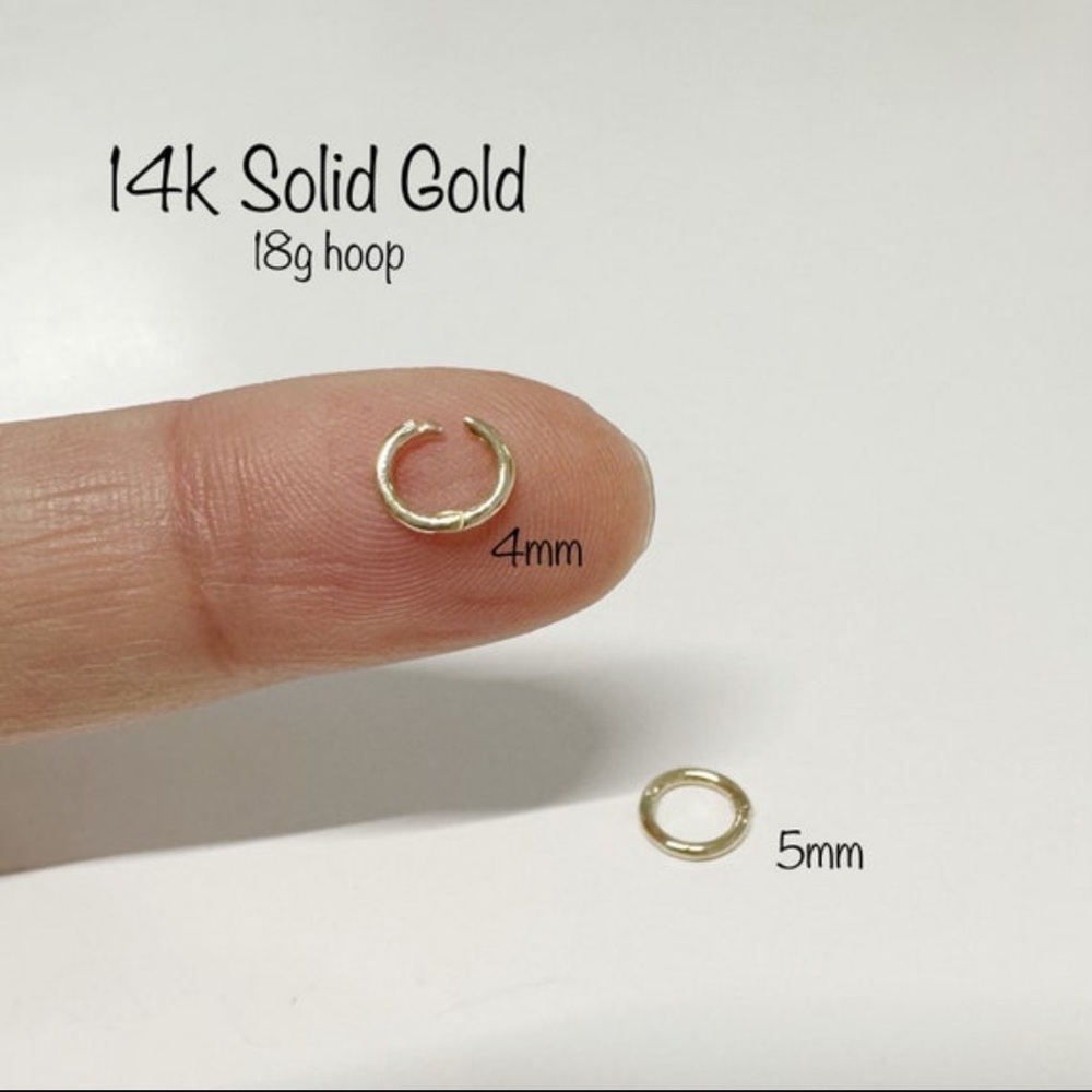 5mm 14K Solid Gold Huggie Hoop NWOT